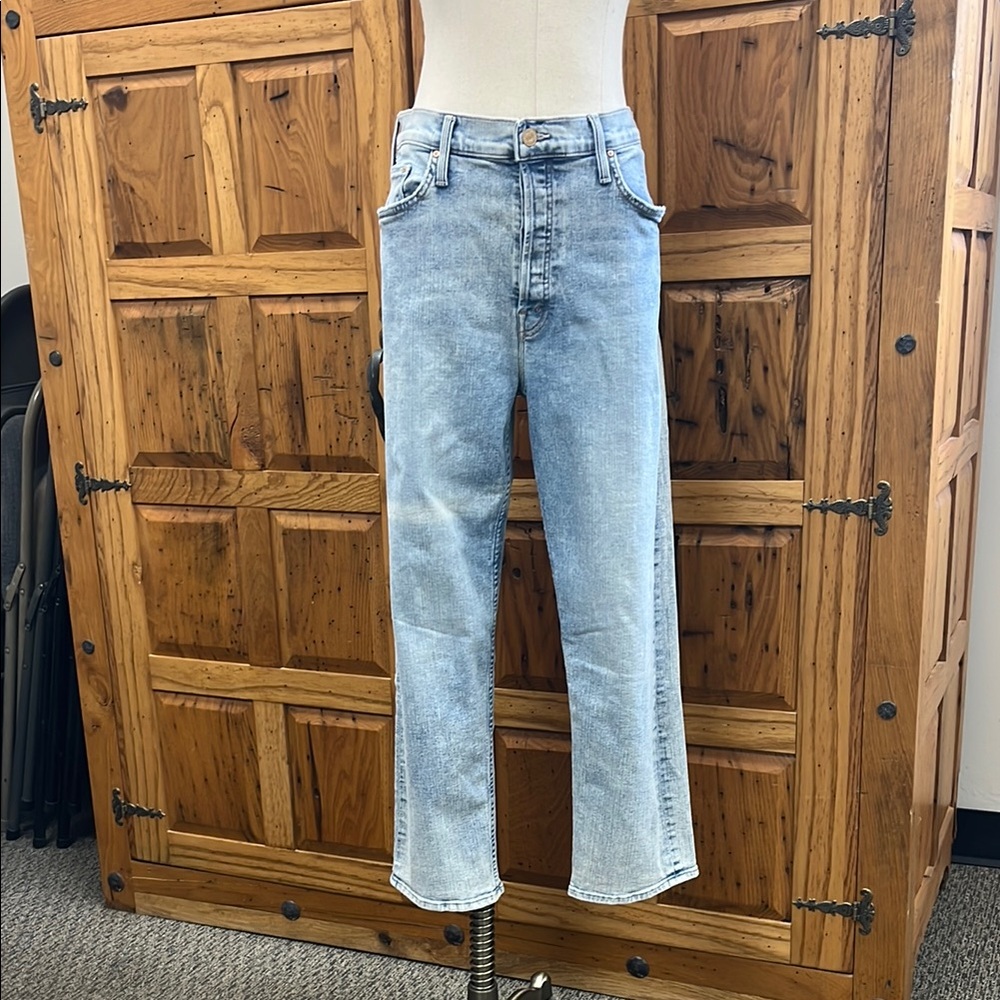 MOTHER Faded Blue Cropped Jeans